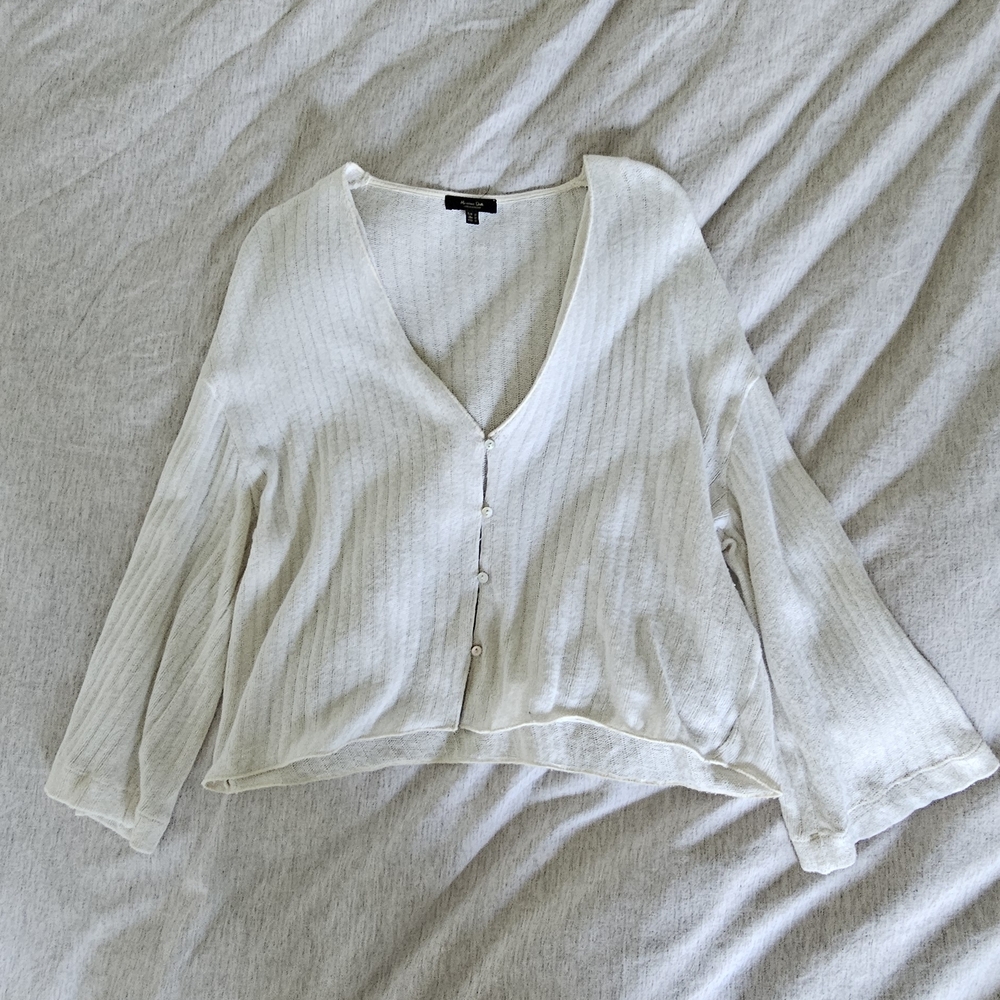 Massimo Dutti Cream V-Neck Button-Up Blouse